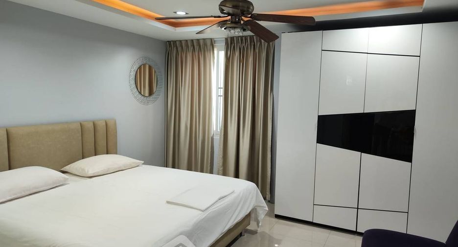 For sale 3 bedrooms villa in Jomtien, Pattaya