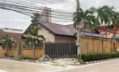 Villa en venta de 3 habitaciones en Jomtien, Pattaya