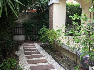 For sale 4 bedrooms house in Chatuchak, Bangkok
