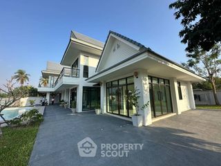 For sale 3 bedrooms villa in Sattahip, Chonburi