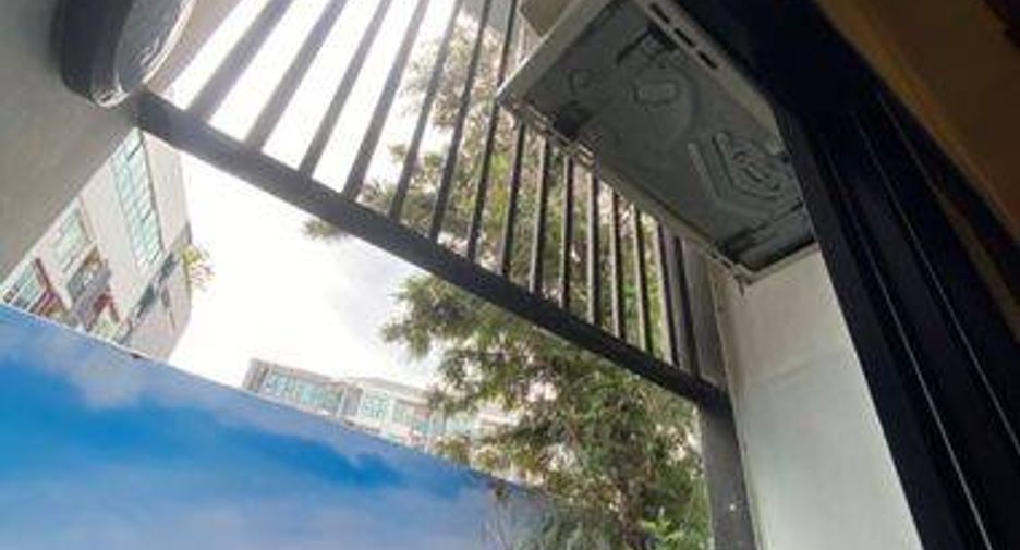 For sale 1 bed condo in Khan Na Yao, Bangkok