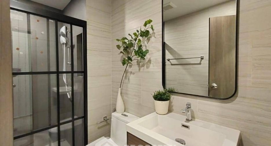 For sale 2 bedrooms condo in Chatuchak, Bangkok