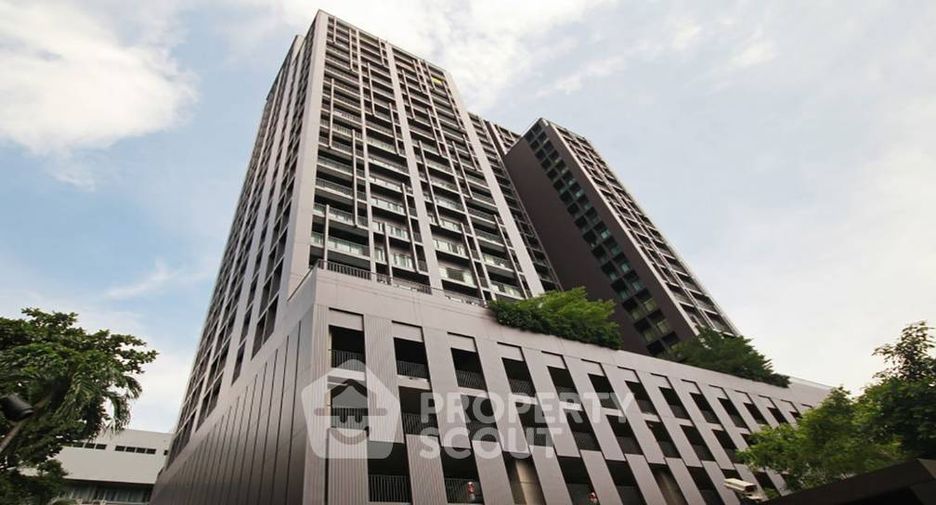 For sale 2 bedrooms condo in Khlong Toei, Bangkok