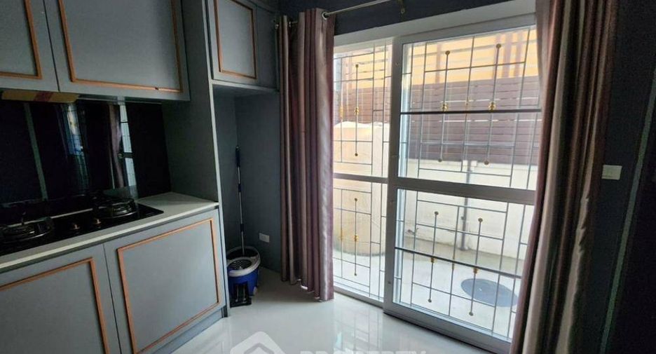 For sale 3 bedrooms house in Thung Khru, Bangkok