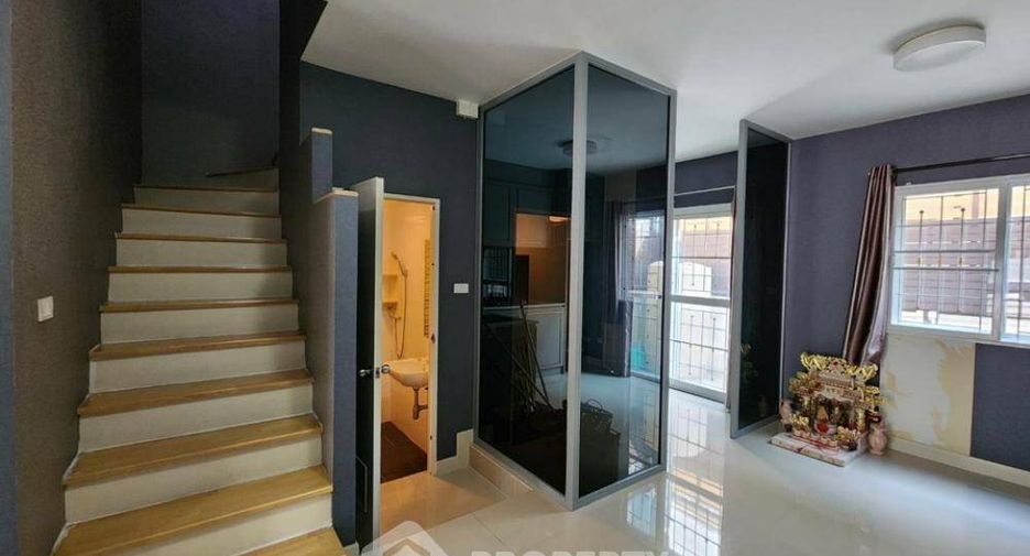 For sale 3 bedrooms house in Thung Khru, Bangkok