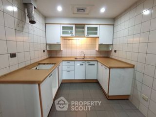 À vendre 2 chambres condo à Pathum Wan, Bangkok