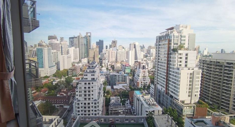 À vendre 2 chambres condo à Pathum Wan, Bangkok