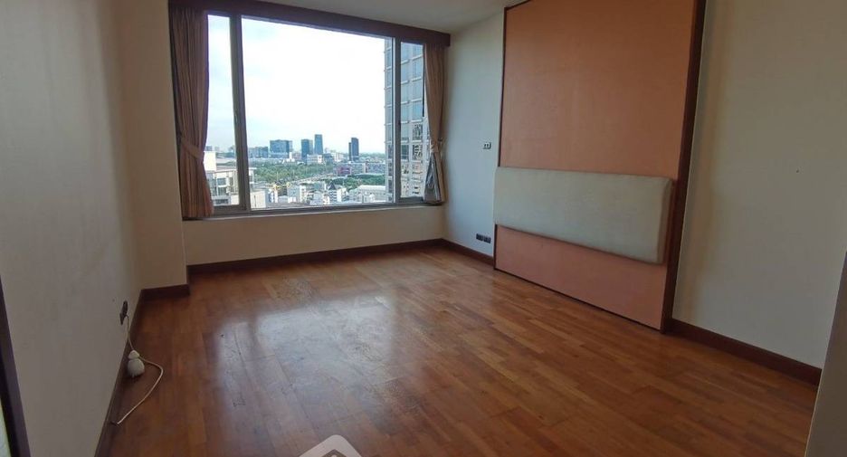 À vendre 2 chambres condo à Pathum Wan, Bangkok