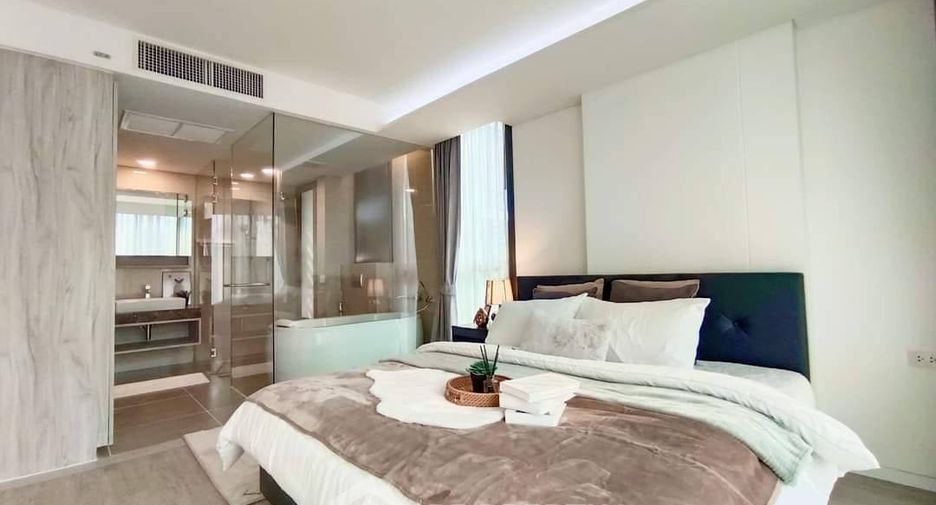For sale 2 bedrooms condo in Watthana, Bangkok