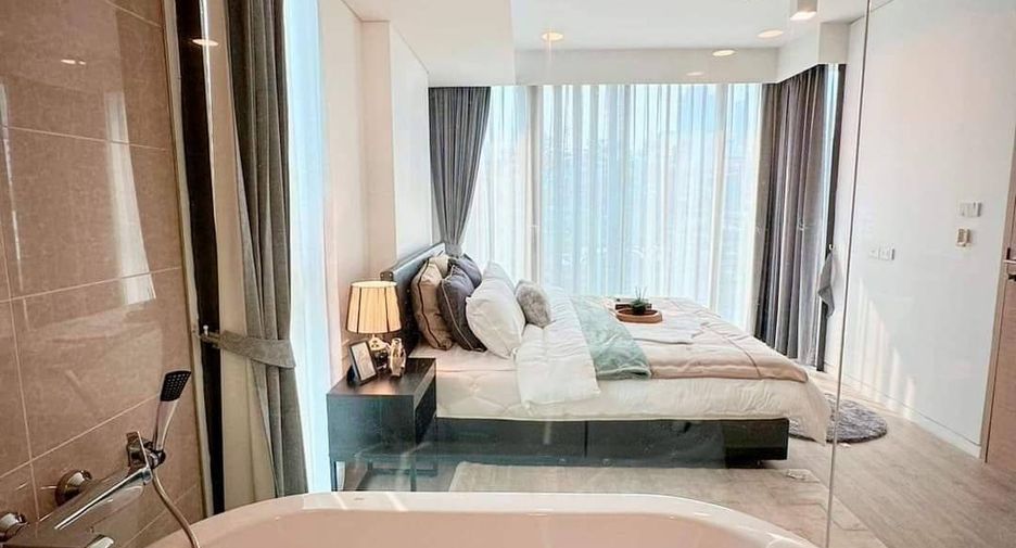 For sale 2 bedrooms condo in Watthana, Bangkok