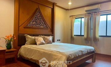 For sale 3 bedrooms house in Sattahip, Chonburi