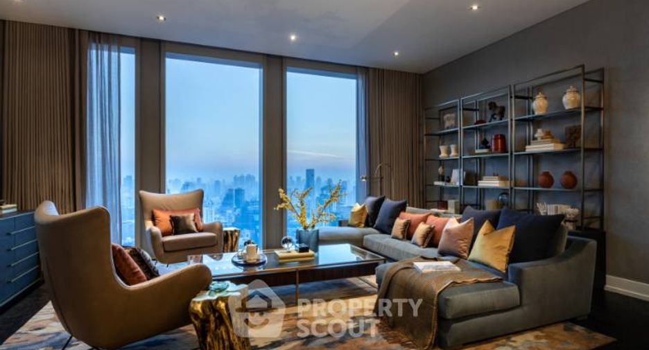 For sale 3 bedrooms condo in Sathon, Bangkok