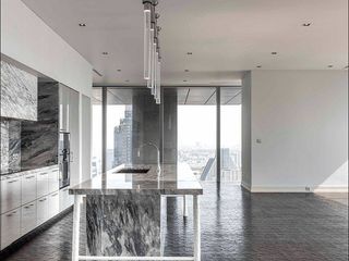 Condo en venta de 2 habitaciones en Sathon, Bangkok