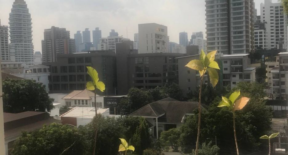 For sale 1 bed condo in Watthana, Bangkok