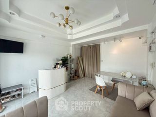 Casa en venta de 6 habitaciones en Mueang Chon Buri, Chonburi