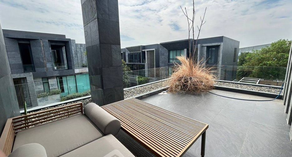 For sale 5 bedrooms house in Bueng Kum, Bangkok