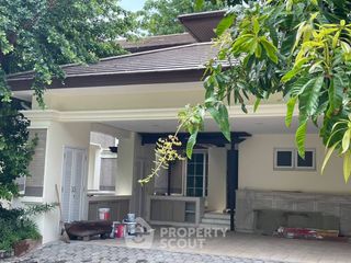 出租 和 出售 4 卧室 独立屋 在 Bang Khen, 曼谷