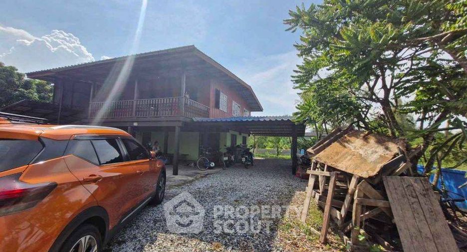 For sale 4 bedrooms house in Phan Thong, Chonburi