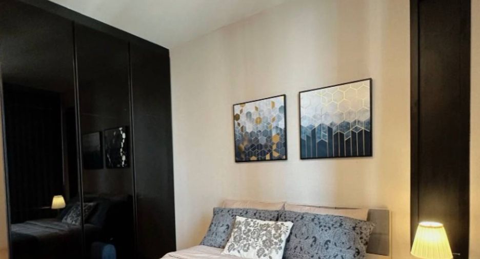 For sale 2 bedrooms condo in Khlong Toei, Bangkok