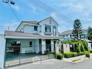 For sale 4 bedrooms house in Si Racha, Chonburi