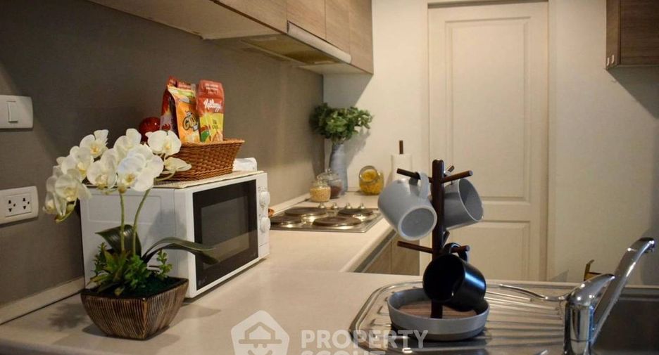 For sale 2 bedrooms condo in Huai Khwang, Bangkok