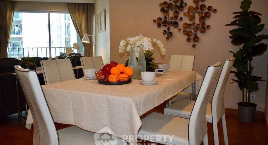 For sale 2 bedrooms condo in Huai Khwang, Bangkok