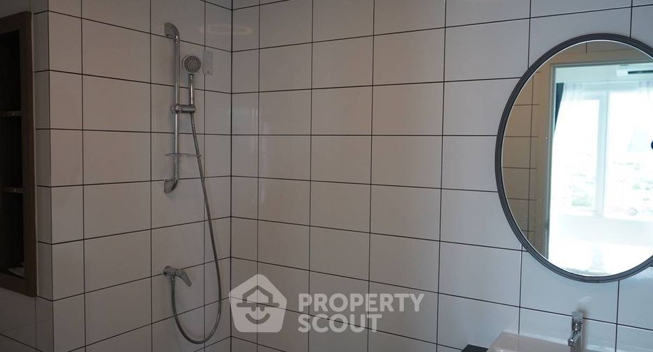 For sale 1 bed condo in Huai Khwang, Bangkok