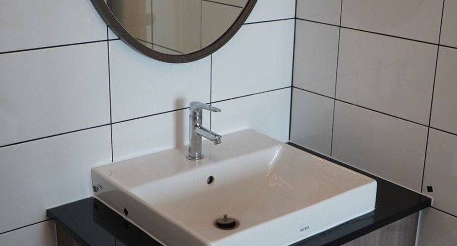 For sale 1 bed condo in Huai Khwang, Bangkok