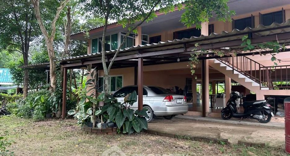 For sale 4 ベッドルーム house in Huay Yai, Pattaya