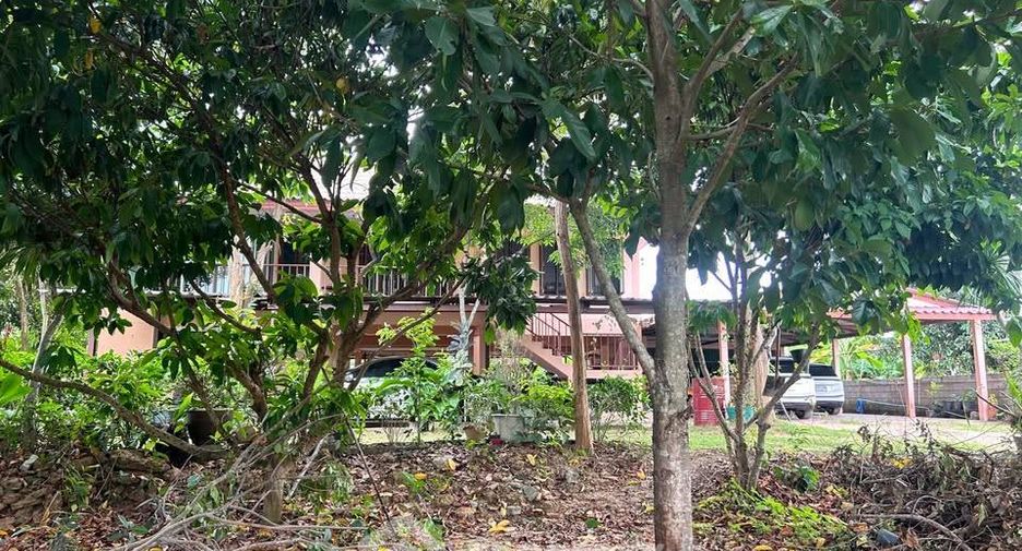 For sale 4 ベッドルーム house in Huay Yai, Pattaya
