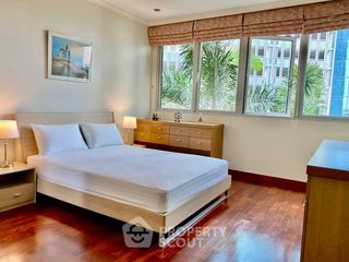 For sale 2 bedrooms condo in Yan Nawa, Bangkok