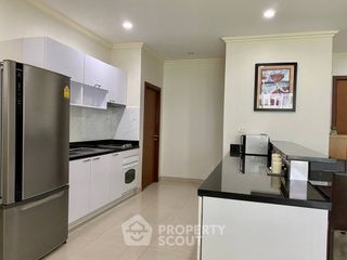 For sale 2 bedrooms condo in Yan Nawa, Bangkok