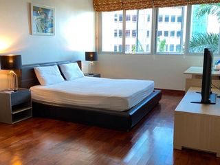For sale 2 bedrooms condo in Yan Nawa, Bangkok