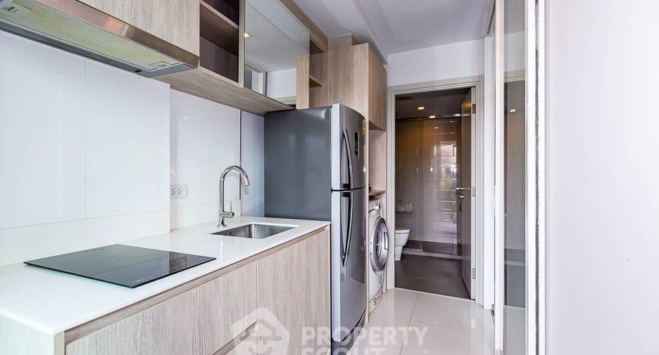 For sale 1 bed condo in Phra Khanong, Bangkok