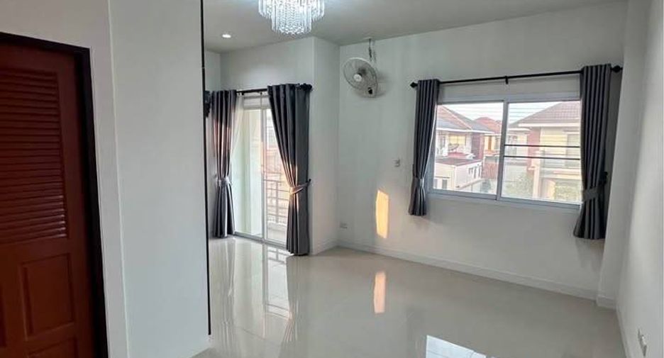 Casa en venta de 3 habitaciones en Mueang Chon Buri, Chonburi