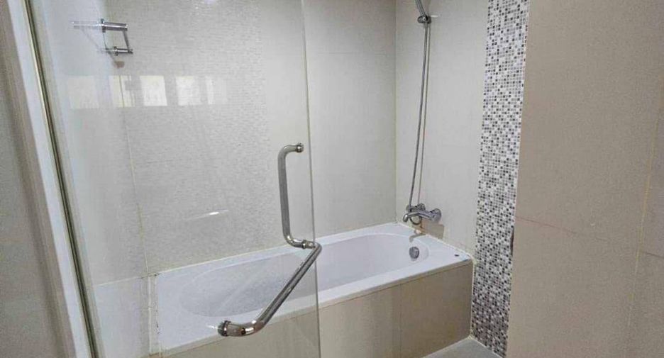 For sale 2 bedrooms condo in Pathum Wan, Bangkok