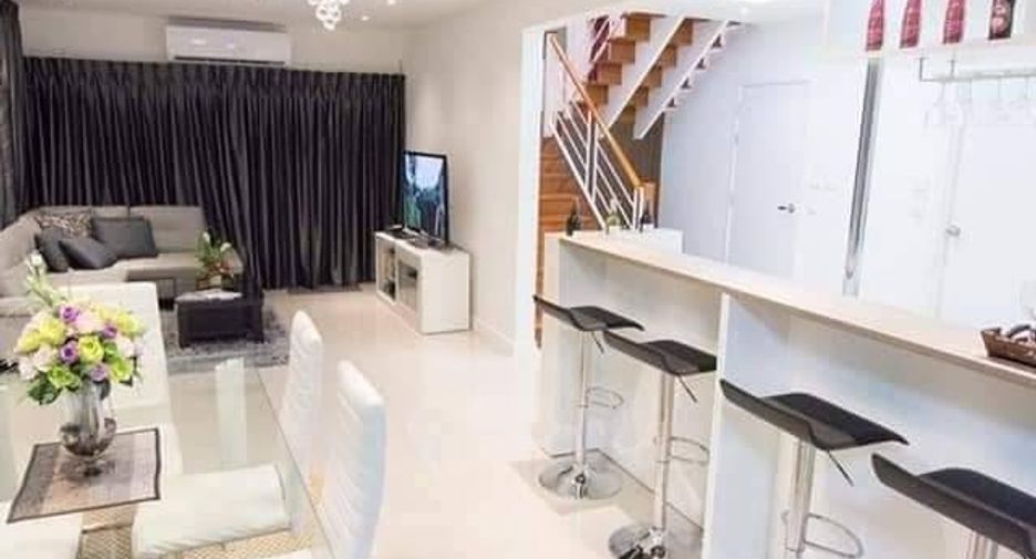 Haus zur Miete und zum Kauf mit 5 Zimmer in Bang Lamung, Chonburi