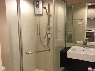 For sale 1 Beds condo in Huai Khwang, Bangkok