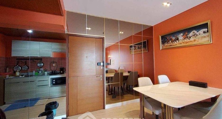For sale 1 bed condo in Khlong San, Bangkok