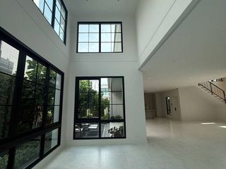 For sale 5 ベッドルーム house in Saphan Sung, Bangkok