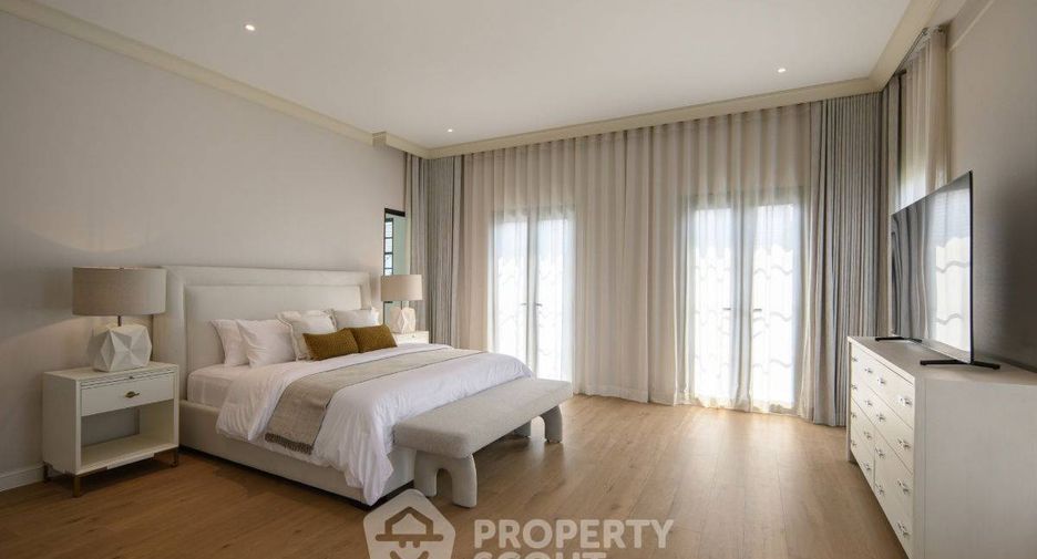 Haus zum Kauf mit 5 Zimmer in Saphan Sung, Bangkok
