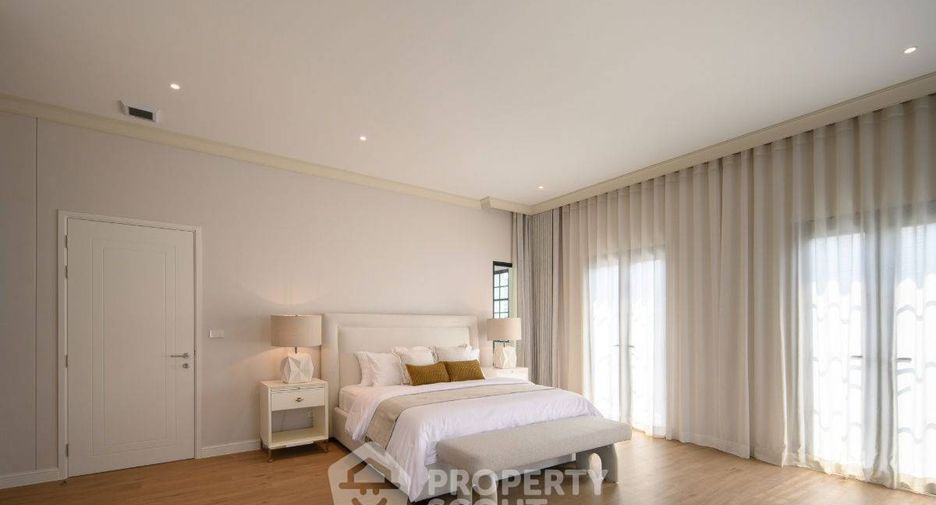 Haus zum Kauf mit 5 Zimmer in Saphan Sung, Bangkok
