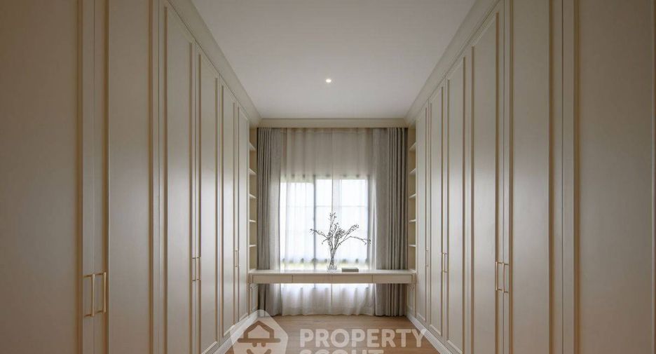 Haus zum Kauf mit 5 Zimmer in Saphan Sung, Bangkok