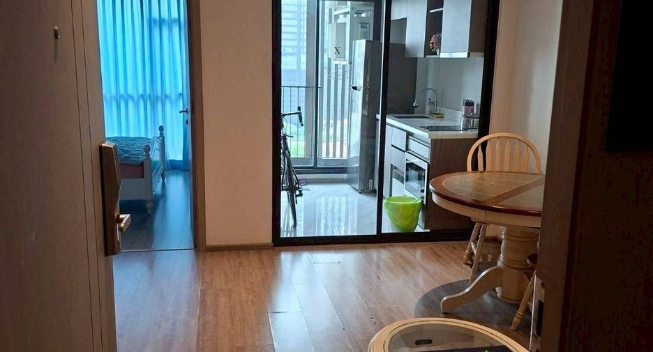 For sale 1 bed condo in Watthana, Bangkok