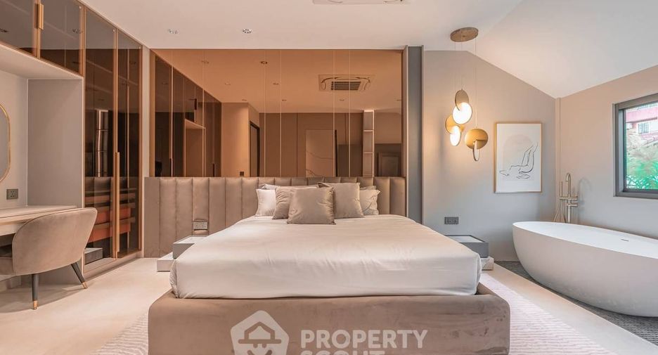 For sale 4 bedrooms house in Jomtien, Pattaya