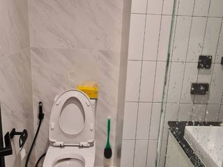 Продажа 1 кровать кондо в Кхлонг Сан, Бангкок