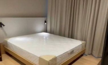 For sale 2 ベッドルーム condo in Khlong Toei, Bangkok