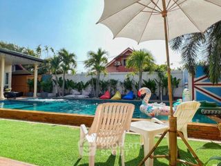 For sale 2 ベッドルーム villa in Bang Lamung, Chonburi