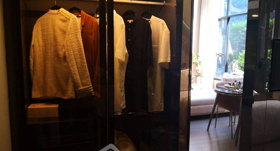 For sale 2 bedrooms condo in Bang Rak, Bangkok
