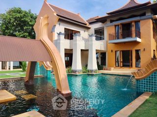 Villa zur Miete und zum Kauf mit 5 Zimmer in Bang Lamung, Chonburi